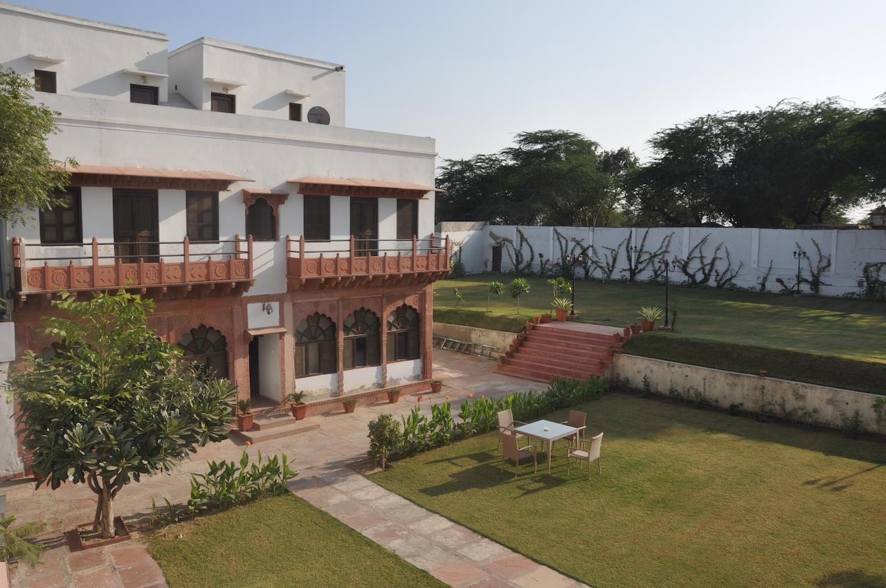 Amritara Chandra Mahal Haveli, Бхаратпур Экстерьер фото